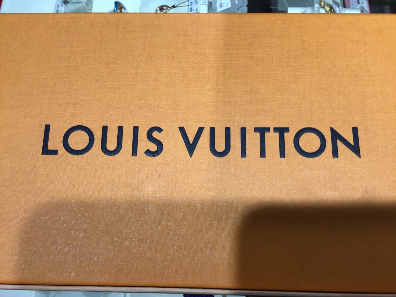 金相場上がってます。お買い取り見積もり無料デス!