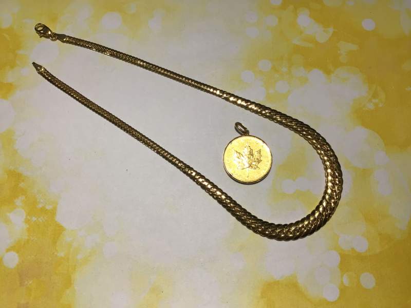 ✨メイプルリーフコイン お買い取り致しました✨