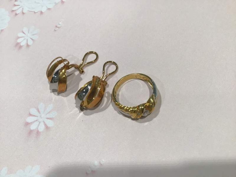リング イヤリング 買取ました。