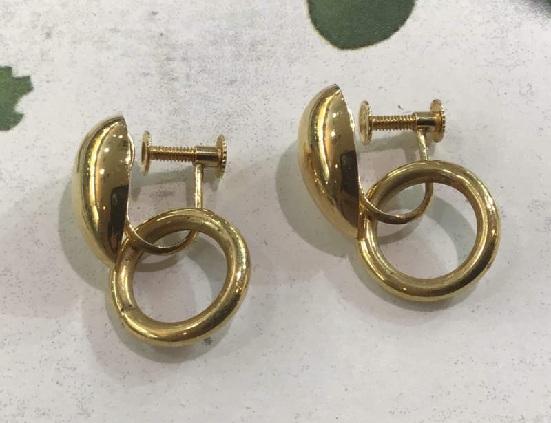 K18のイヤリングのお買取をしました。