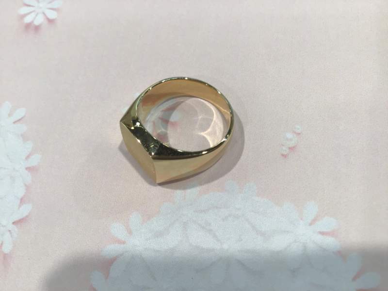 18金の印台指輪 買取ました。