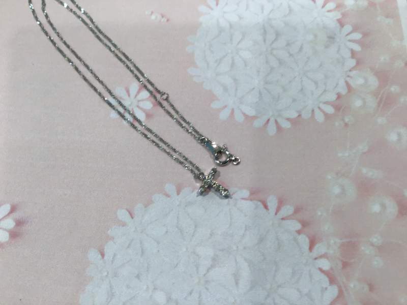 ダイヤモンド付きネックレス 買取ました。