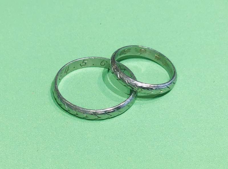 PT900 ネーム入り　の結婚指輪