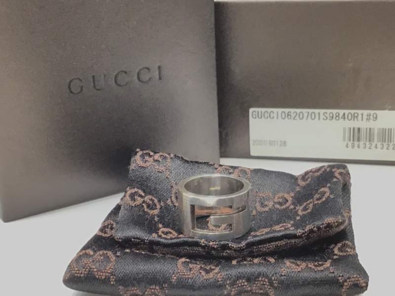 GUCCIシルバーリング🎁