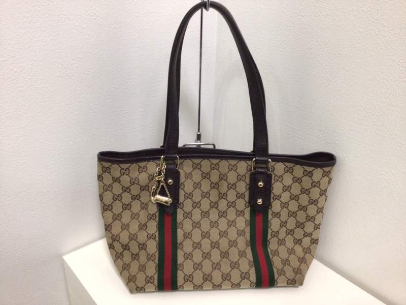 ブランド品　ブランドバッグ　GUCCI グッチ　GGキャンバス　トート