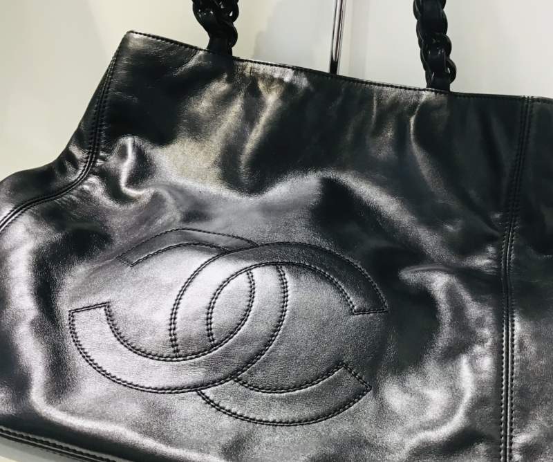 CHANEL シャネル　ラムレザートート　お買取りしました❣️