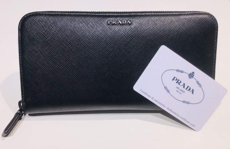 PRADA プラダ　長財布　サフィアノ　お買取りしました