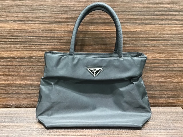 ✨PRADAトートバッグをお買取致しました✨