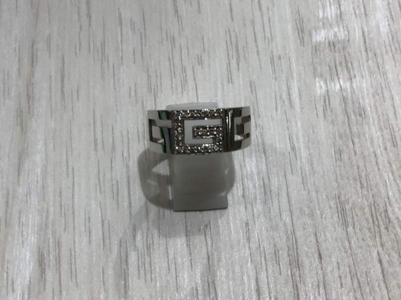 K18WG ダイヤモンド リング