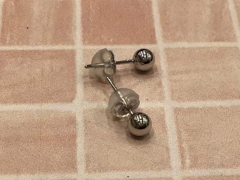 k14 WG 丸玉ピアス