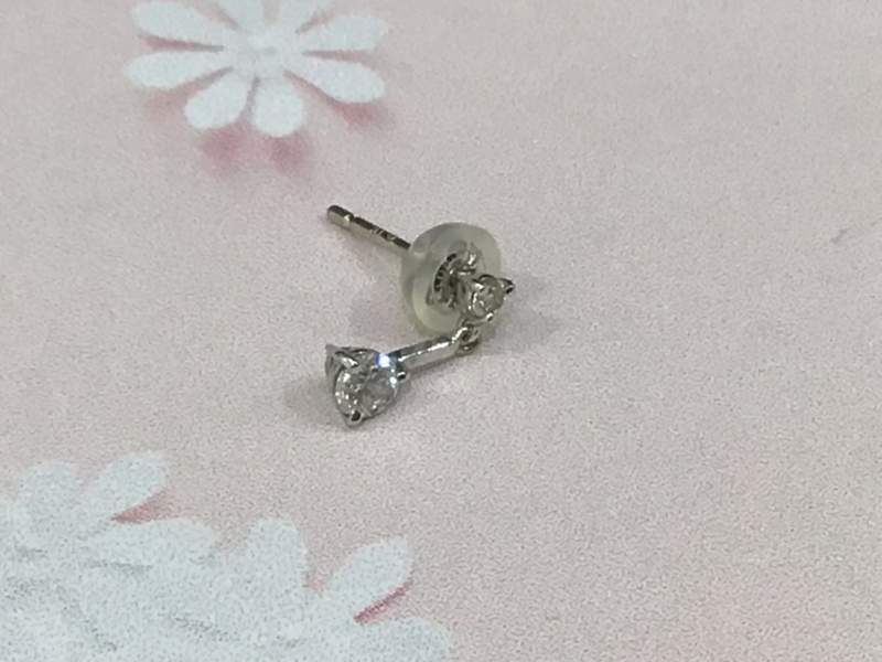 ピアス