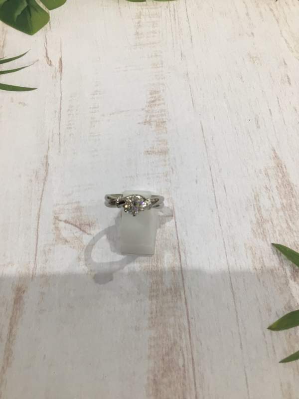 プラチナ ダイヤモンドリングのお買い取りをしました💍
