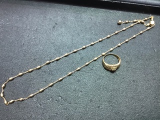 18金ネックレス リング をお買取しました。