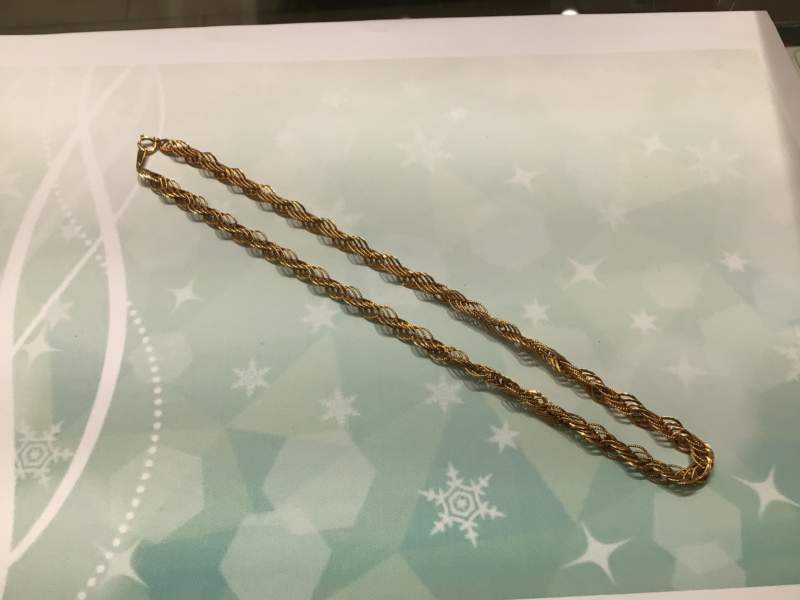 K18 スクリュー デザイン ネックレス お買取りしました。