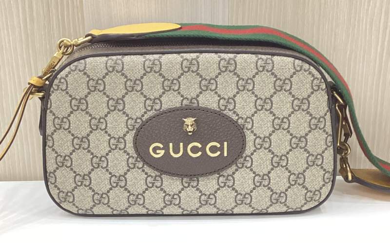 GUCCIメッセンジャーバッグ