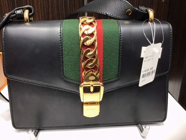 GUCCI バッグ　新入荷👜✨