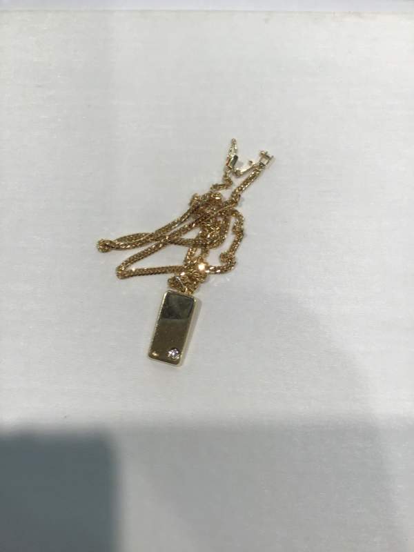 18金 ペンダント付きネックレス 買取