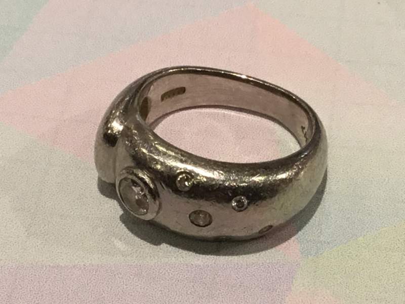 ダイヤモンド プラチナ900 リング をお買取致しました。