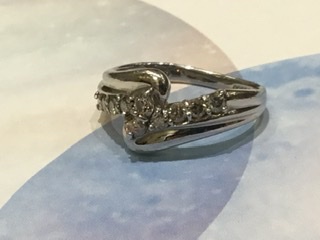 ダイヤモンド プラチナ リング をお買取しました。