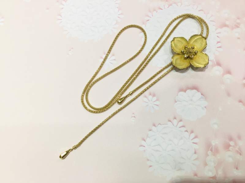 ダイヤモンド 18金 ネックレス をお買取しました。