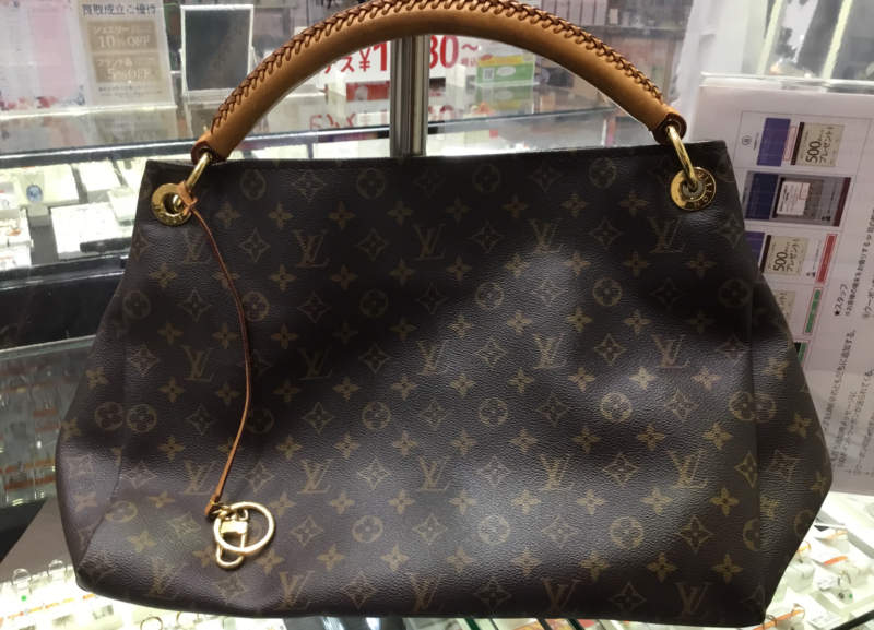 ルィヴィトン アーツィー お買取しました!