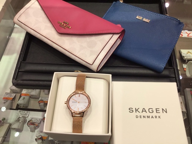 COACH      財布　ポーチ　SKAGEN      時計　お買取しました