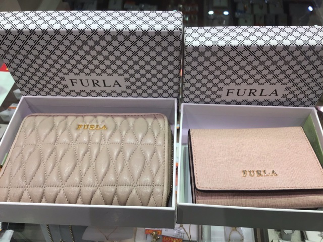 FURLA      財布　お買取しました