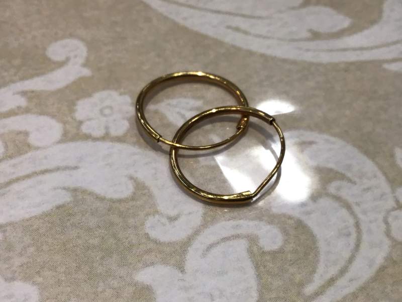 18金 イエローゴールド フープピアス をお買取りしました。