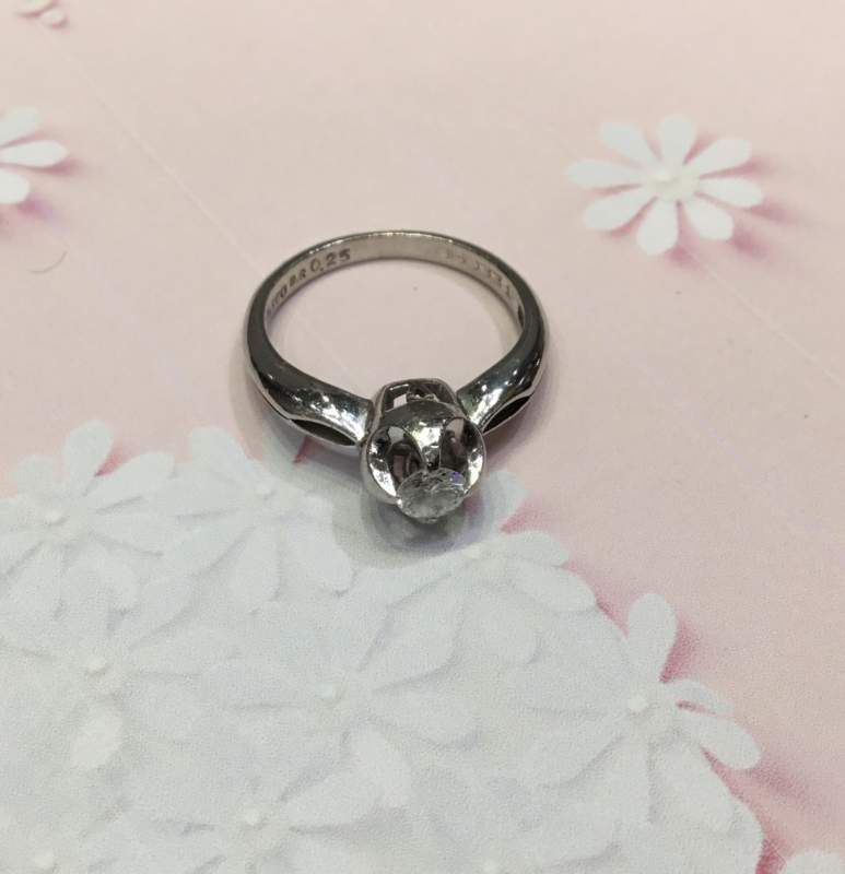 ダイヤモンド プラチナ リングをお買取しました。