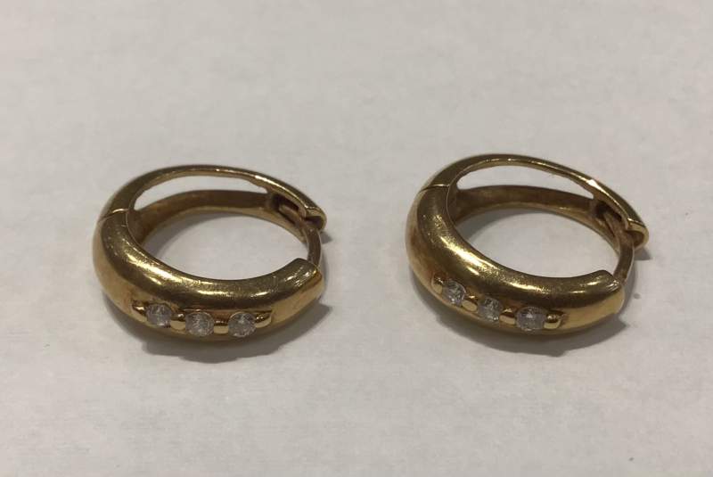 18金 イエローゴールド ダイヤモンド ピアス お買取しました。