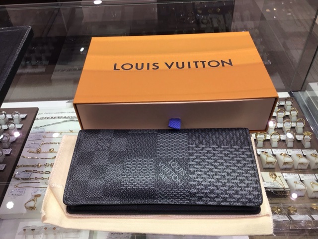 LOUIS VUITTON      財布　お買取しました