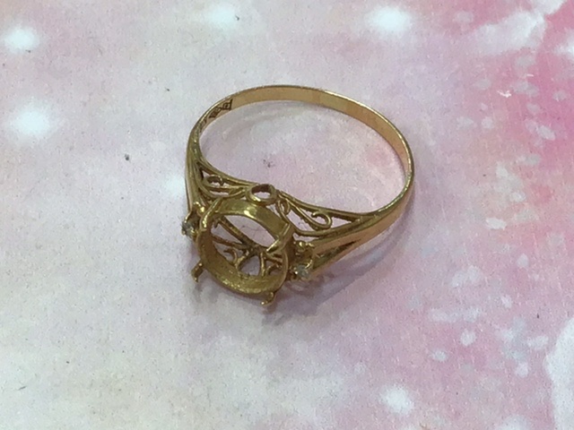 石の外れた 18金 リング お買取しました。