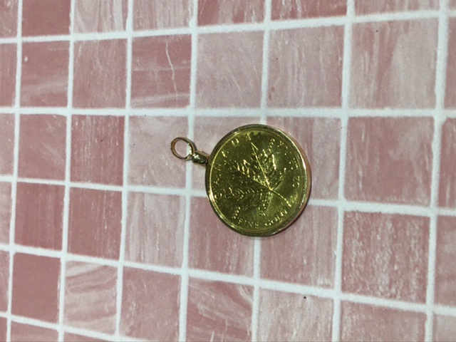 メイプルリーフコイン付きペントップ をお買取致しました。
