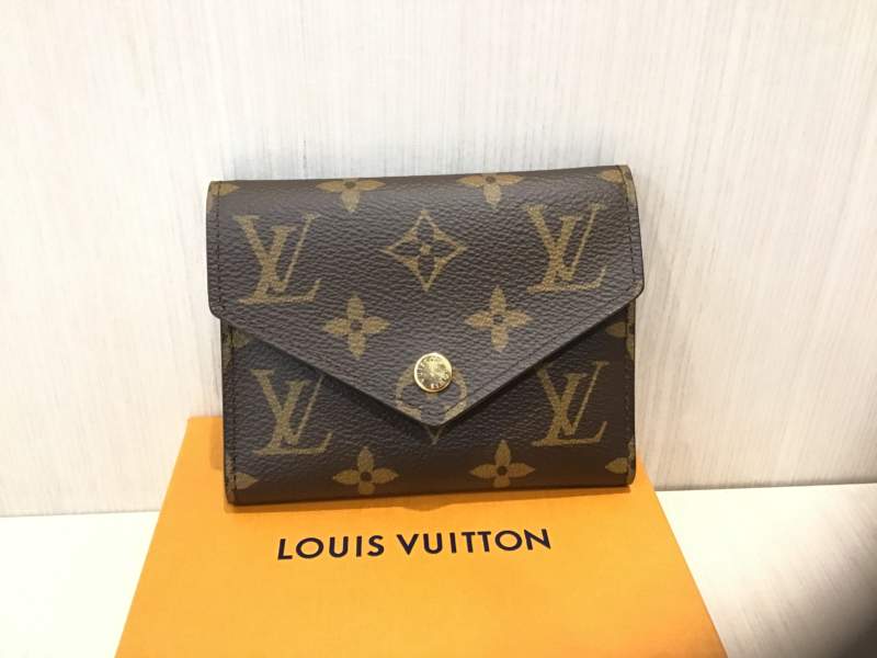 ルイヴィトン モノグラム 財布 をお買取しました。
