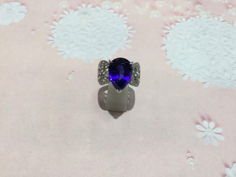 青紫色石　プラチナ　リング　をお買取致しました💍