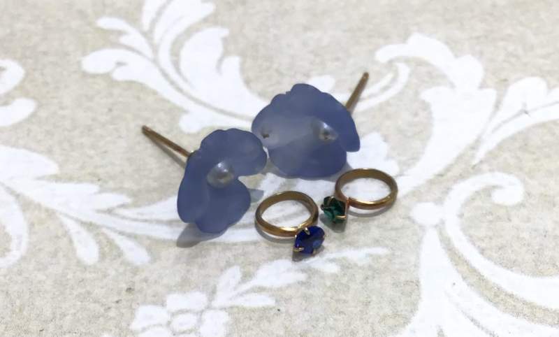 18金 ピアス チャーム