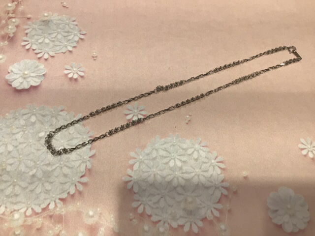18金 ホワイトゴールド ネックレス をお買取しました。貴金属