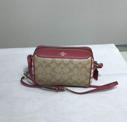 COACH ショルダーバッグ　F6630  お買取り致しました🍀