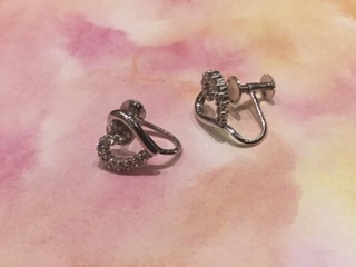ダイヤモンド 14金 ホワイトゴールド イヤリング をお買取しました。