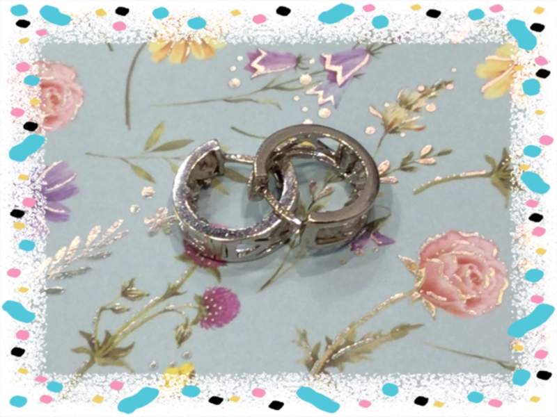 14金 ホワイトゴールド ピアス をお買取致しました⭐︎