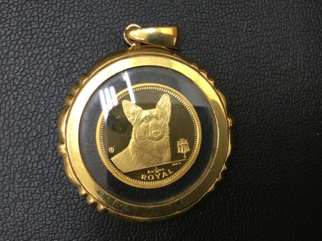 ドッグコイン 24金 両面ガラス枠 18金 ペンダント お買取しました。