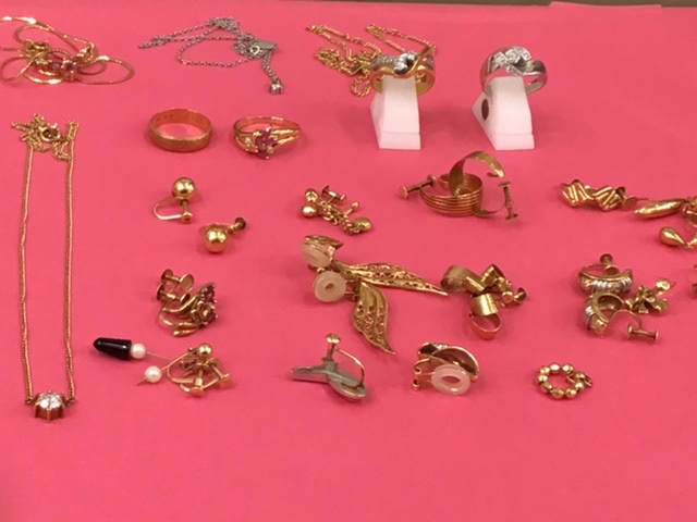 K18ネックレス、リング Ptリング、ネックレス をお買取致しました。