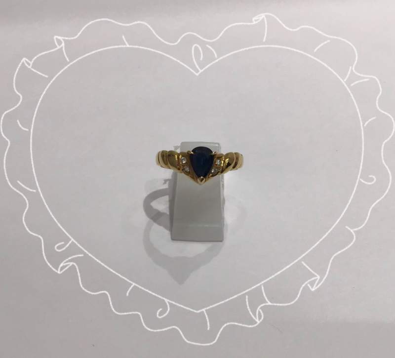 サファイア 18金 リング をお買取り致しました。