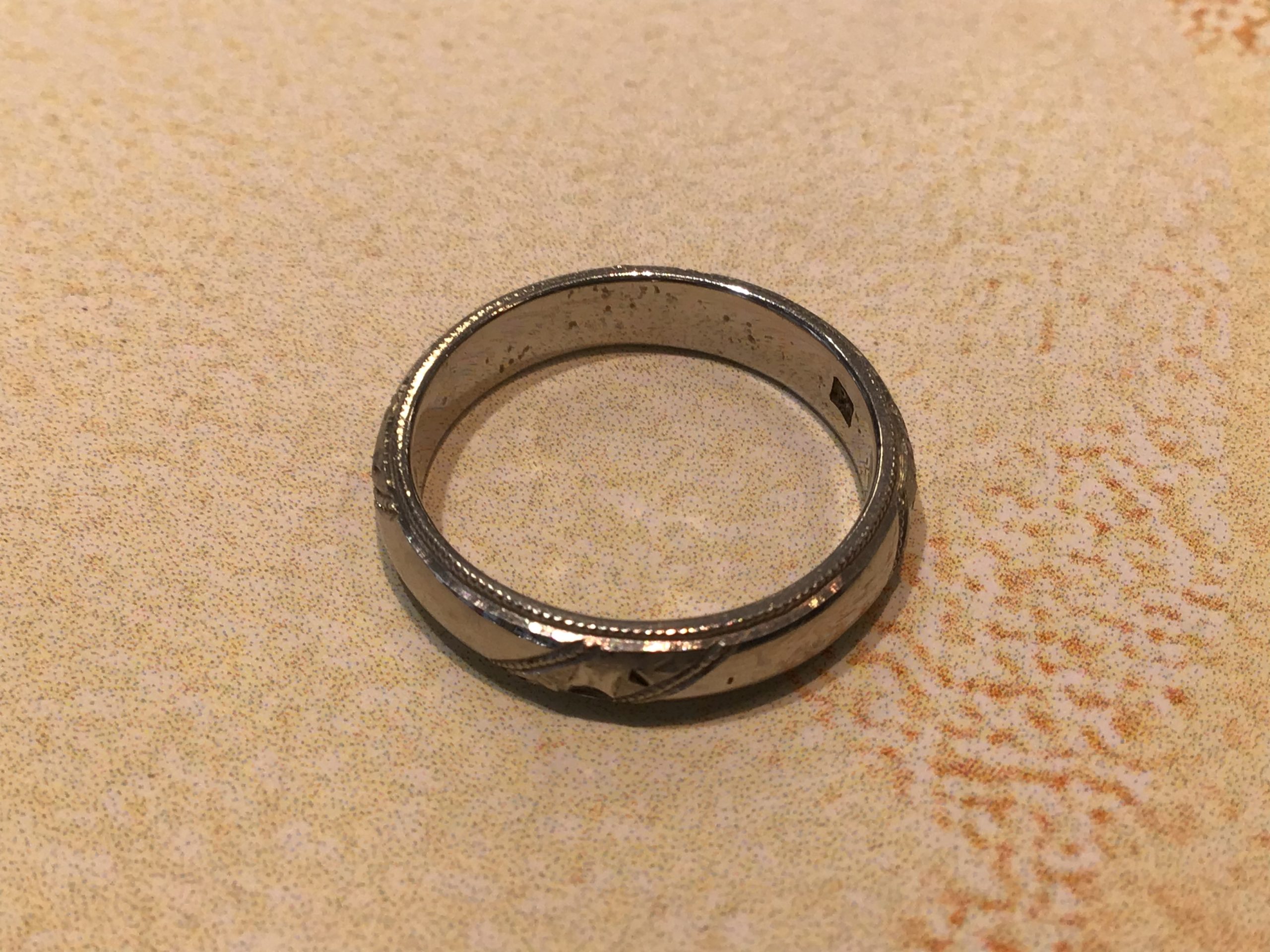 プラチナリング お買取しました。