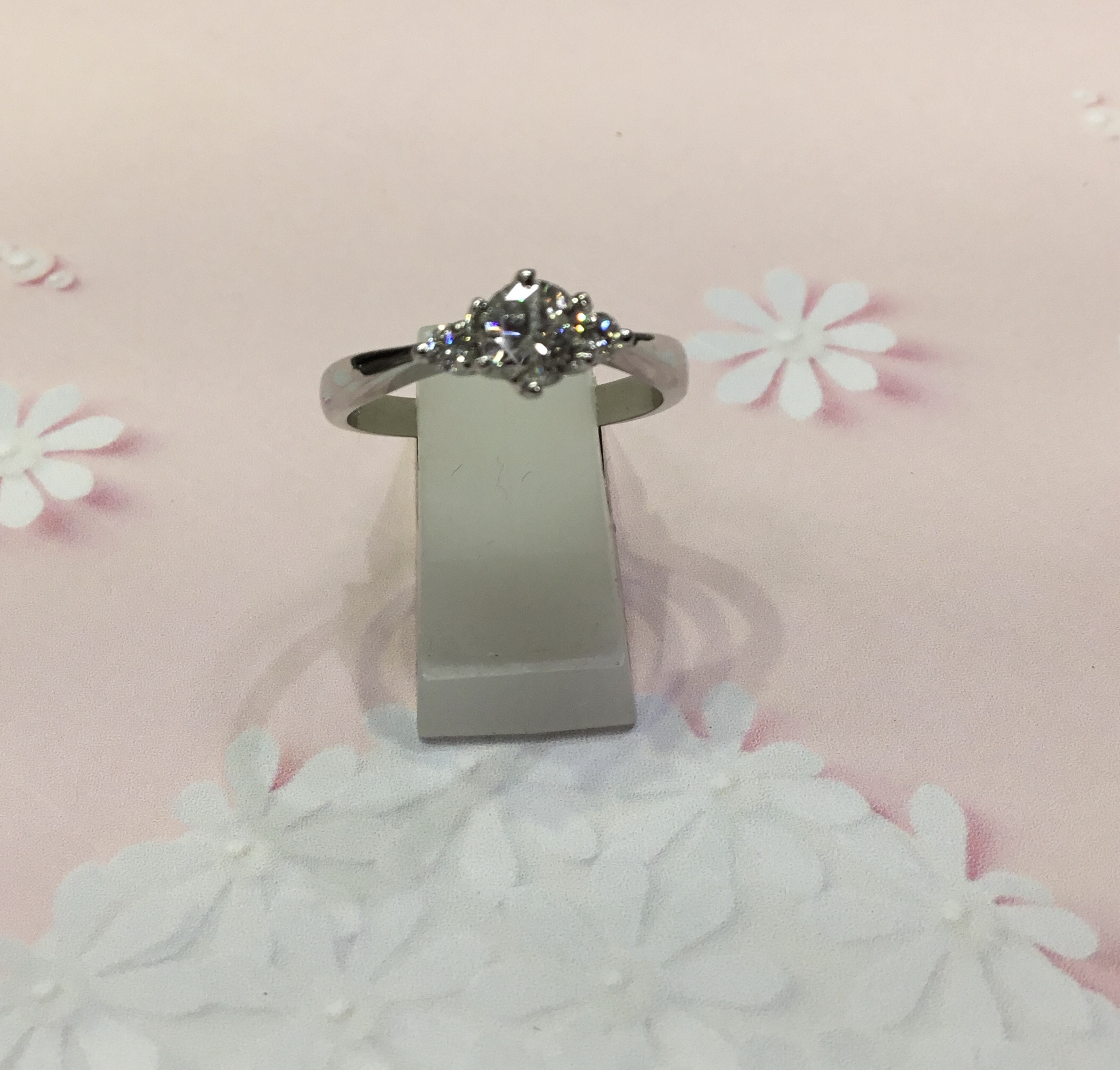 ダイヤモンド プラチナ リング をお買取しました。