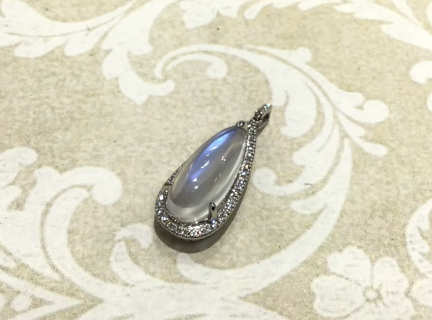 プラチナ900 ペンダント カラーストーン