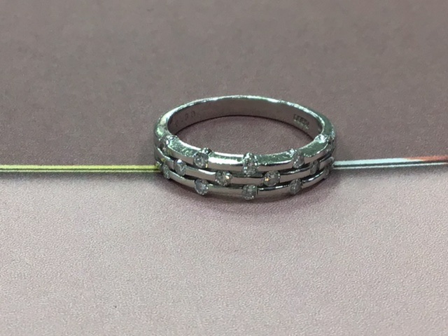 プラチナ900 ダイヤリング をお買取しました。