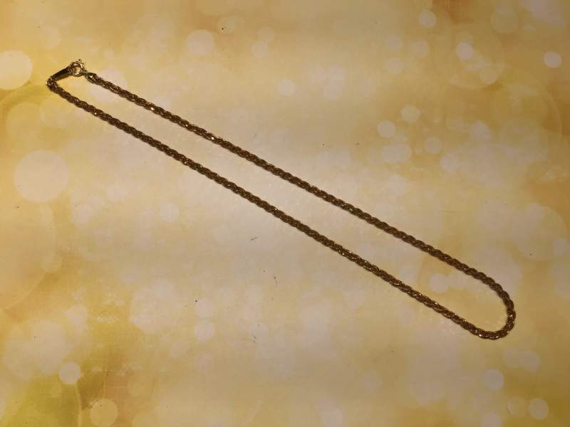 18金 イエローゴールド ネックレス をお買取しました。