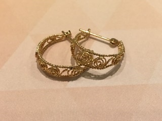 18金 イエローゴールド ピアス