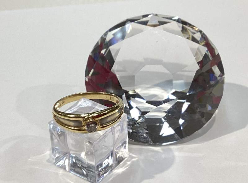 ダイヤモンド 18金イエローゴールド プラチナ900 リング をお買取しました